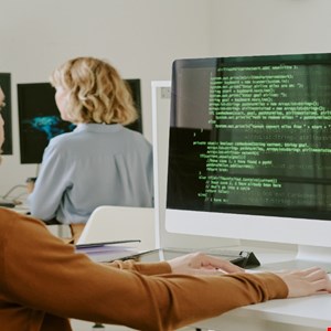 Pwn2Own Hackers Find 32 Zero-Day Vulnerabilities on Day One
