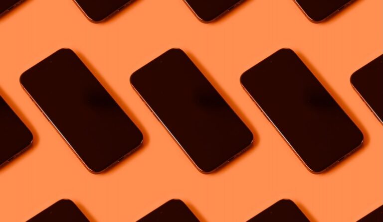 Thousands of cheap Android phones shipped with ad-fraud malware